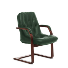 Конференц-кресло Premier C зеленая кожа, темный орех